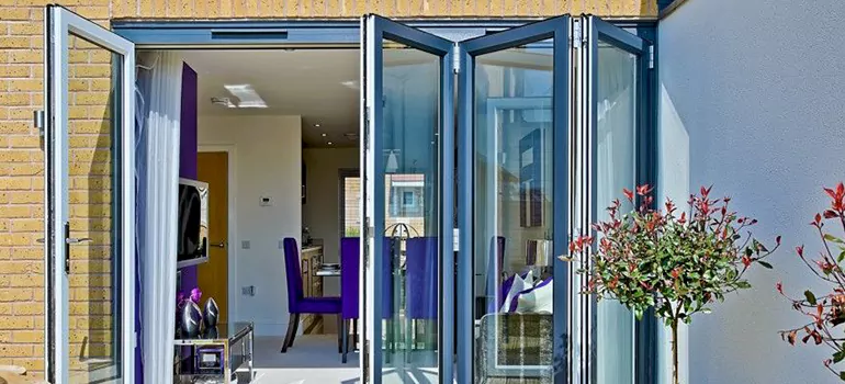 Bifold Door Repairs Near Me in Lutz, FL