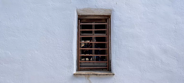 Residential Accordion Door Repair in Lutz, FL